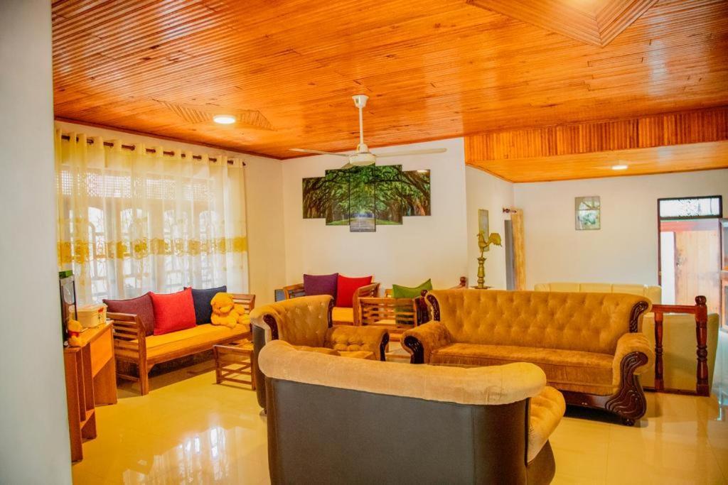 Healand Holiday Bungalow And Restaurant Денияйя Экстерьер фото
